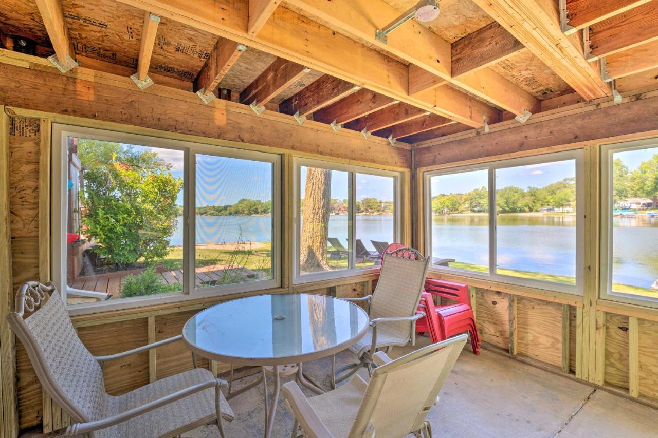 Lakefront Oasis With Boat Dock, Fire Pit, Grill Bristol Exterior photo